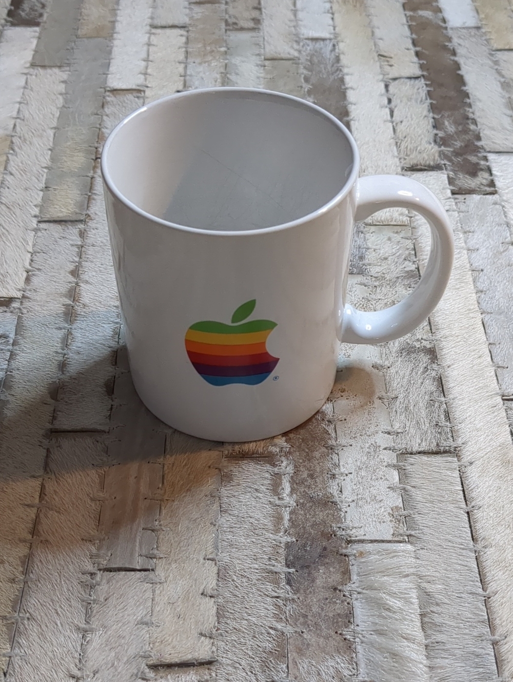 Vintage Apple Computer Mac 80s Ceramic White Rainbow Logo 12 Oz Coffee Mug
